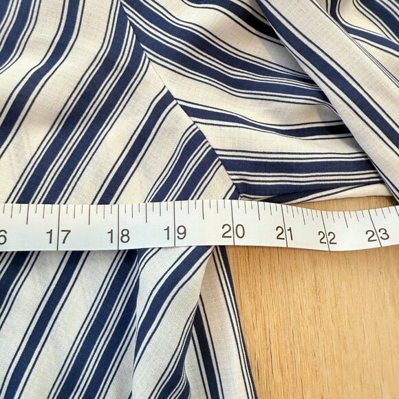 West Kei Blue & White Striped Surplce Wrap Blouse 💙 – Size Medium  ✨ - Picture 10 of 11